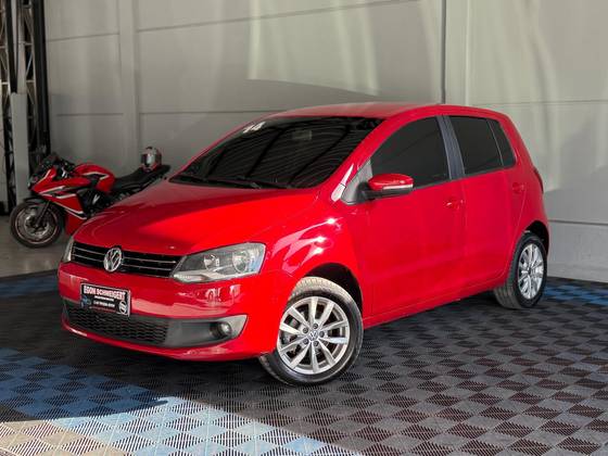 VOLKSWAGEN FOX 1.6 MI 8V FLEX 4P MANUAL VOLKSWAGEN FOX 1.6 MI 8V FLEX 4P MANUAL